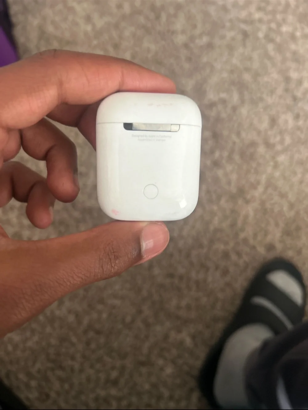 Apple White Wireless Earbuds Charging Case